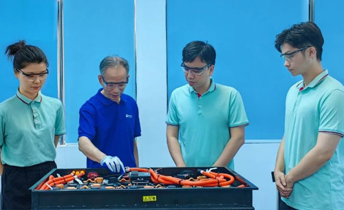 招(zhao)生簡章丨(shu)福光電子(zi)電池及電(dian)池系統維(wei)修保養師(shi)職業技術(shu)培訓